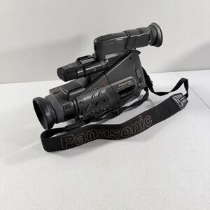Panasonic PV-S372D OmniMovie Super S-VHS VHSC Camcorder Video Camera UNTESTED